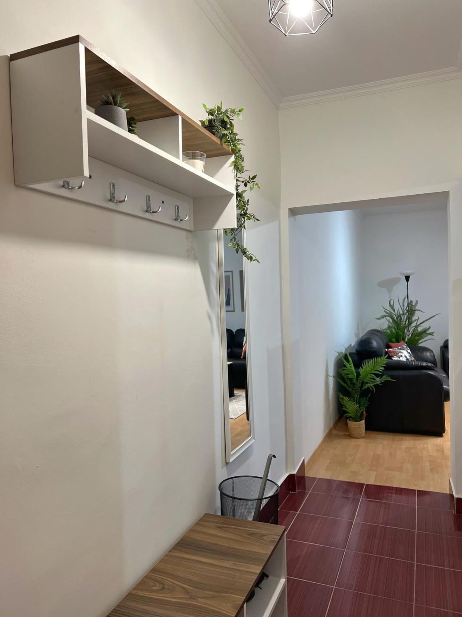 Charming 2 Bedroom Apartment สโกเปีย ภายนอก รูปภาพ